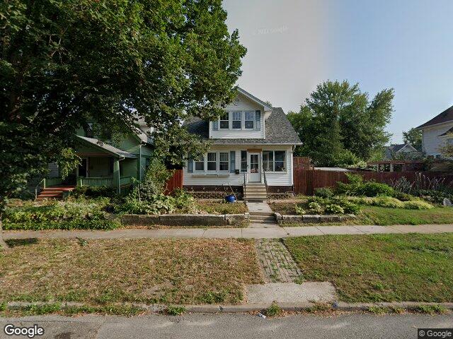 1806 7th ave se, cedar rapids,  IA 52403