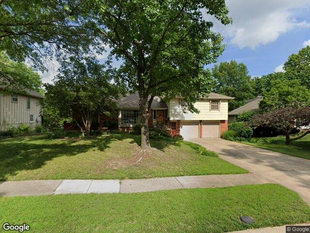 6745 n garfield ave, kansas city,  MO 64118
