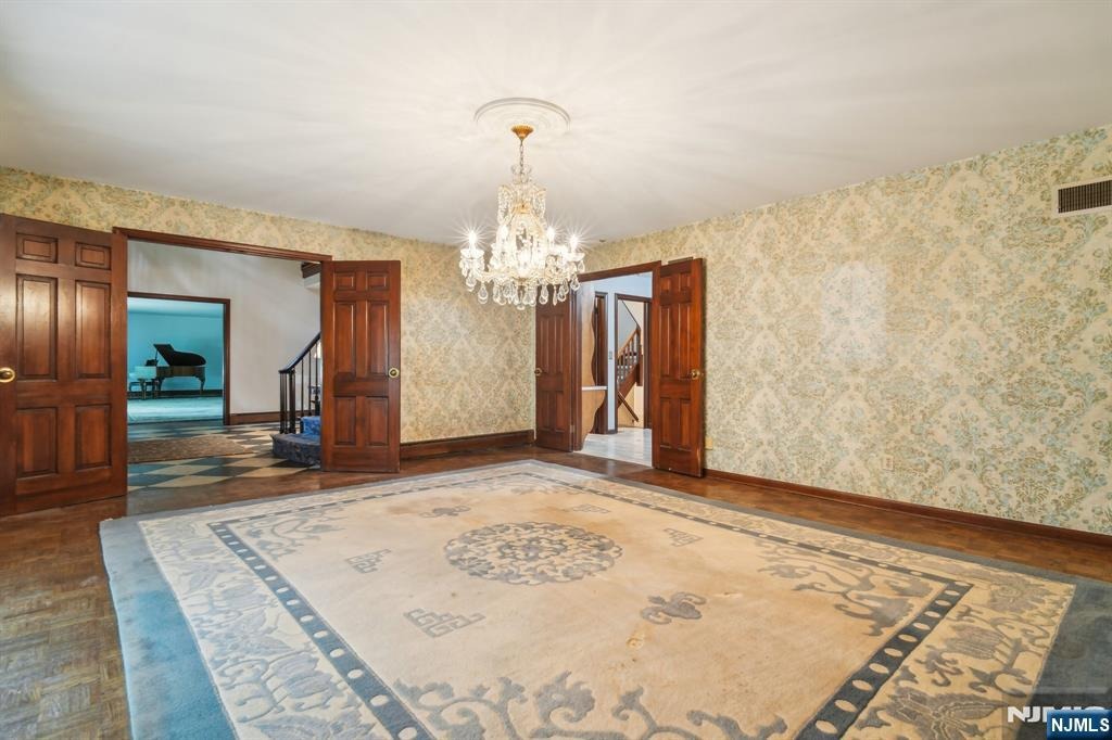 75 woodcliff lake rd, saddle river,  NJ 07458