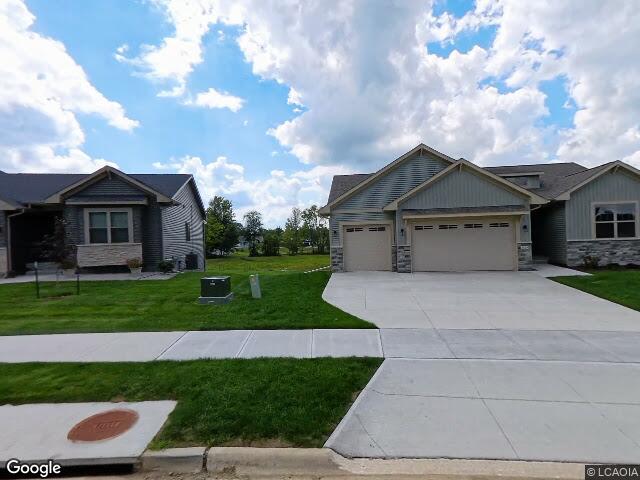 3125 sunflower st, ely,  IA 52227