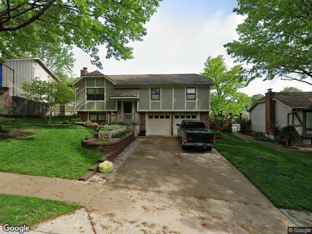 5416 locust ln, kansas city,  KS 66106