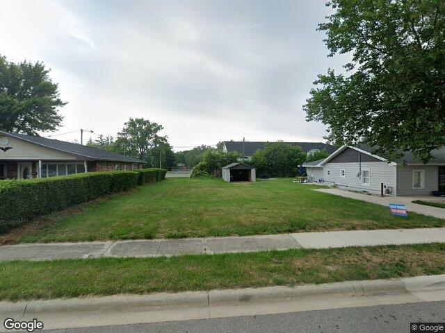 317 cable st, south haven,  MI 49090