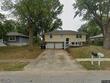 904 ne sala ln, blue springs,  MO 64014