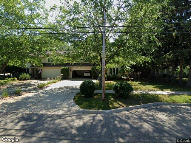 776 n shore dr, south haven,  MI 49090