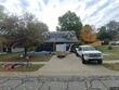1332 campbell ave, liberty,  MO 64068