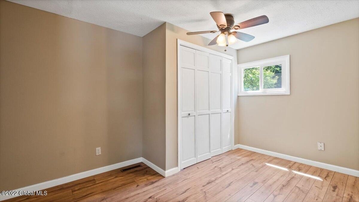 49 washington ave, schenectady,  NY 12302