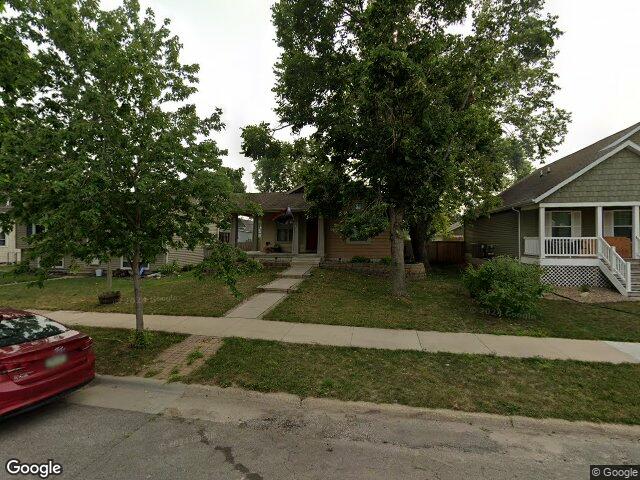 1009 10th st nw, cedar rapids,  IA 52405