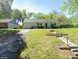 5 e navajo ln, kansas city,  MO 64114