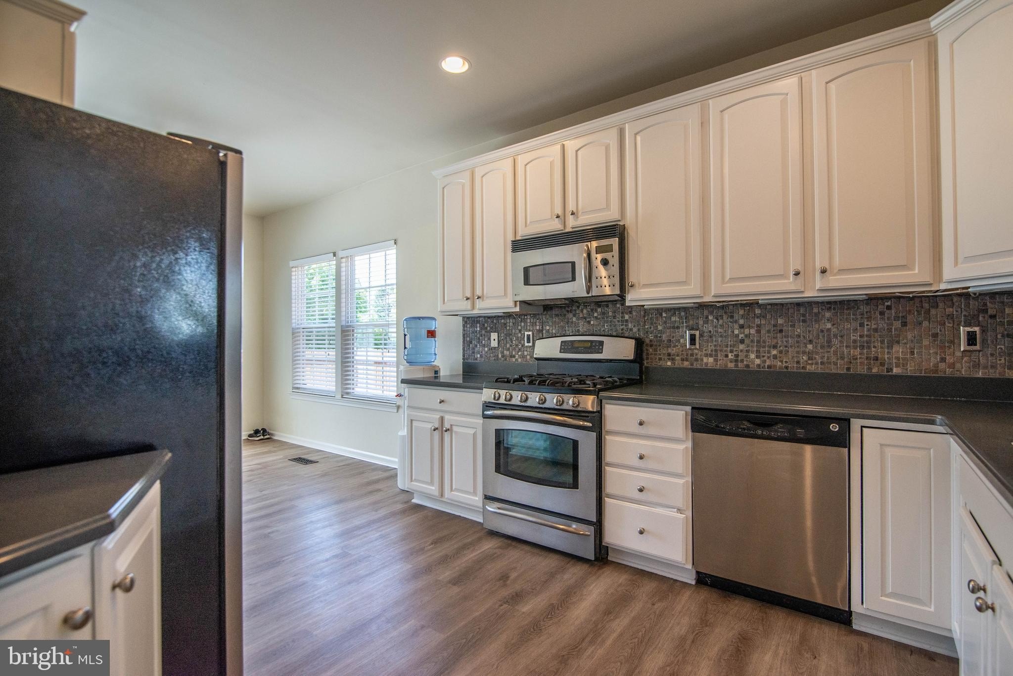 316 maple dr, hanover,  PA 17331
