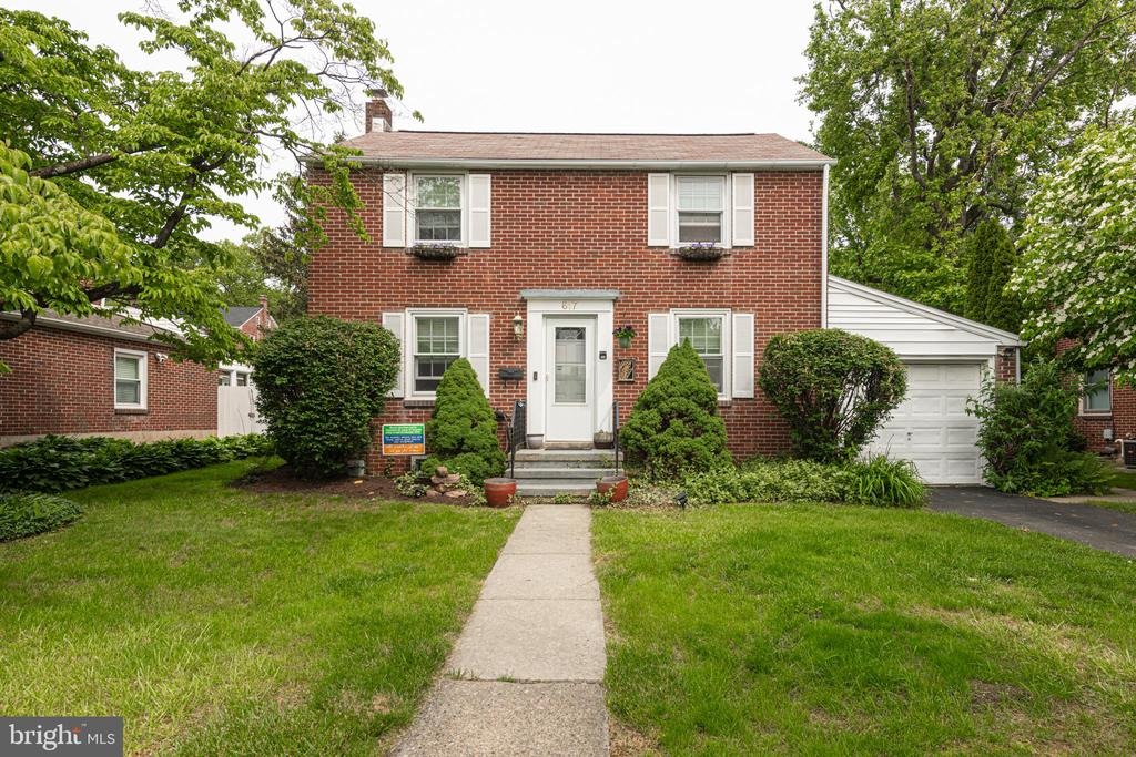 617 march st, reading,  PA 19607