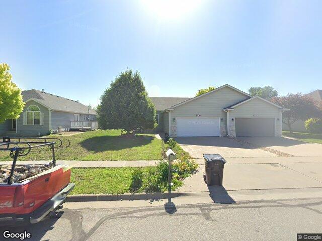 2407 ambassador dr, salina,  KS 67401