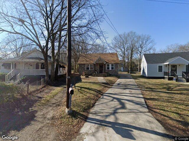 630 east ave, henderson,  NC 27536