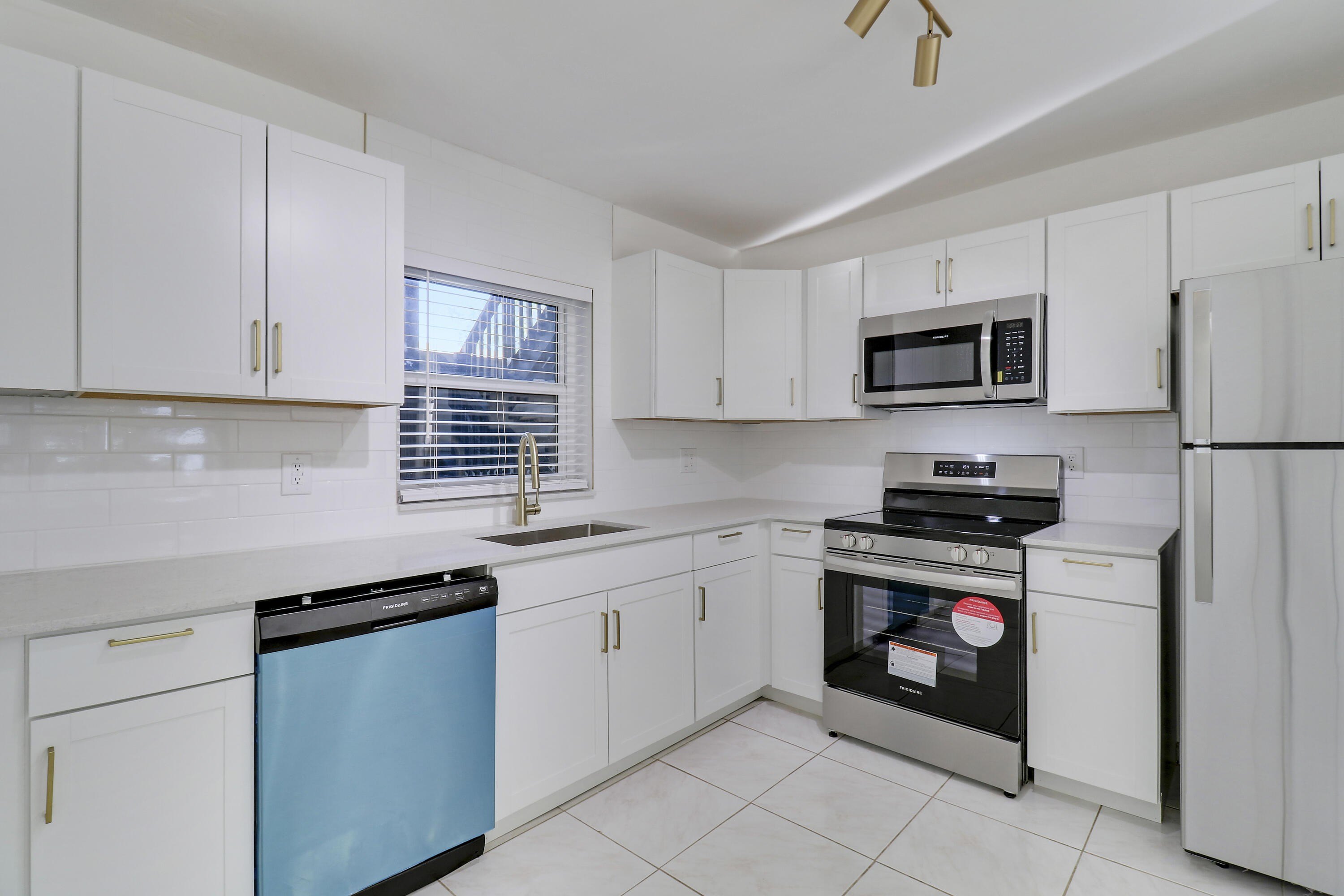 6531 se federal hwy #j104
                                ,Unit J104, stuart,  FL 34997