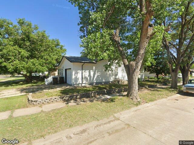 2284 roach st, salina,  KS 67401