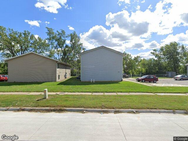 205 pirie dr, hiawatha,  IA 52233
