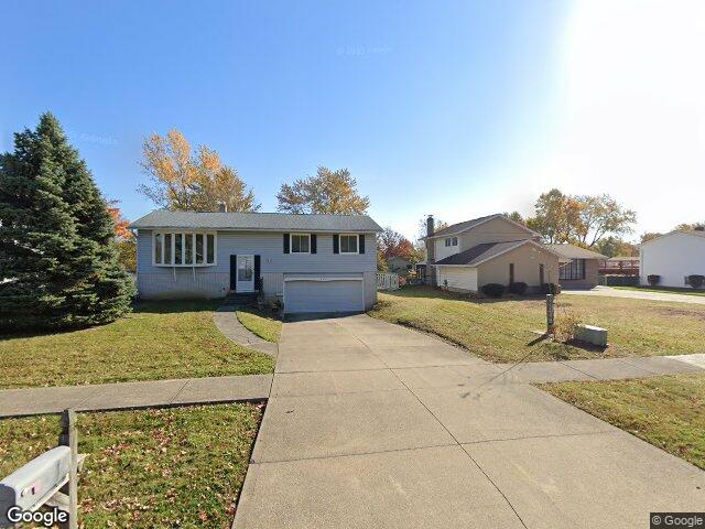 445 bruce dr, brunswick,  OH 44212