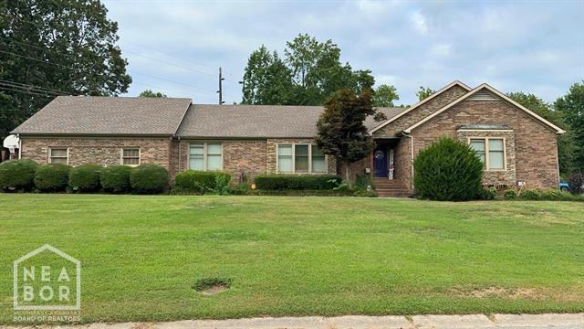 1409 clover cir, paragould,  AR 72450