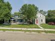 912 17th st nw, minot,  ND 58703