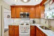32 martin ter, hackensack,  NJ 07601