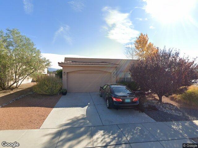 68 la pradera, santa fe,  NM 87508