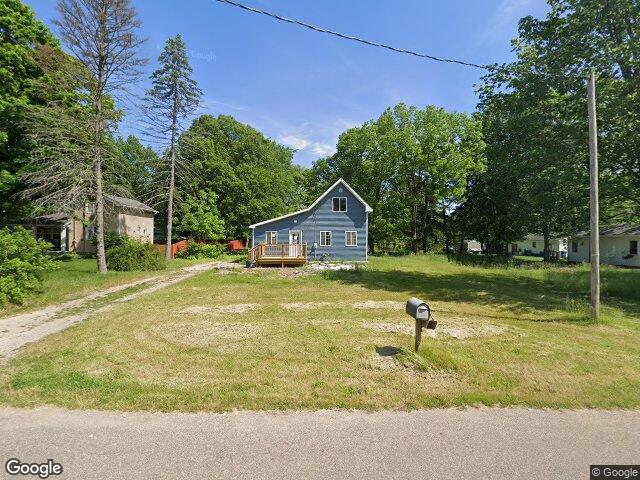 217 e edgar bergen blvd, decatur,  MI 49045