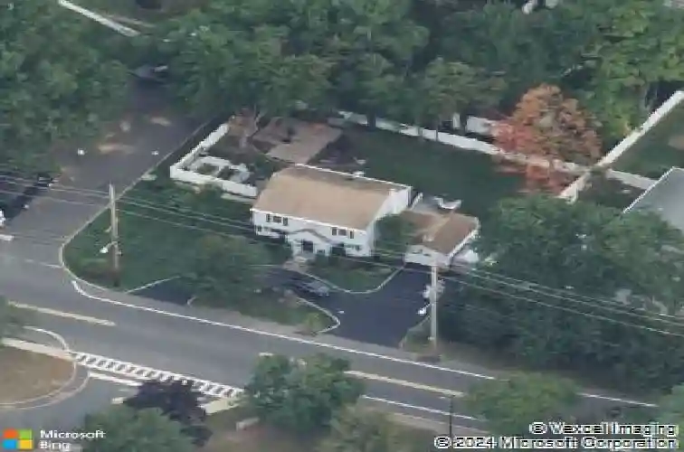 99 w ridgewood ave, paramus,  NJ 07652