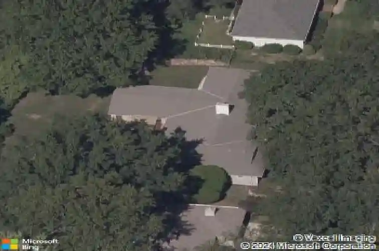 9408 wenonga rd, leawood,  KS 66206