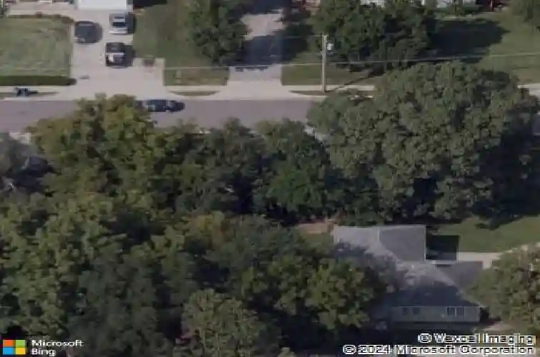 9026 haskins st, lenexa,  KS 66215