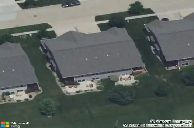 465 2nd st, fairfax,  IA 52228