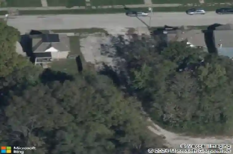 park avenue, excelsior springs,  MO 64024