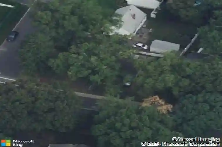 712 7th ave, river edge,  NJ 07661