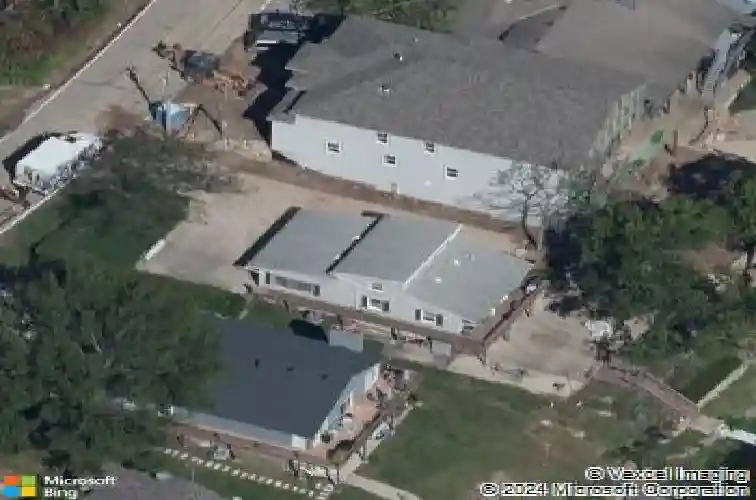 37 n st, lake lotawana,  MO 64086