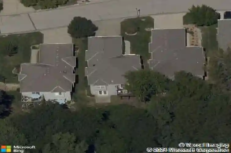 101 n heatherton court, kansas city,  MO 64118