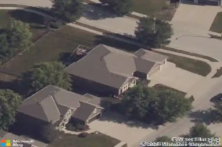 8830 n glenwood ave, kansas city,  MO 64157