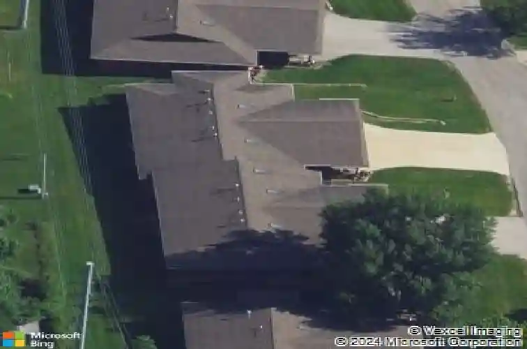 140 35th street dr se #1
                                ,Unit Apt 1, cedar rapids,  IA 52403