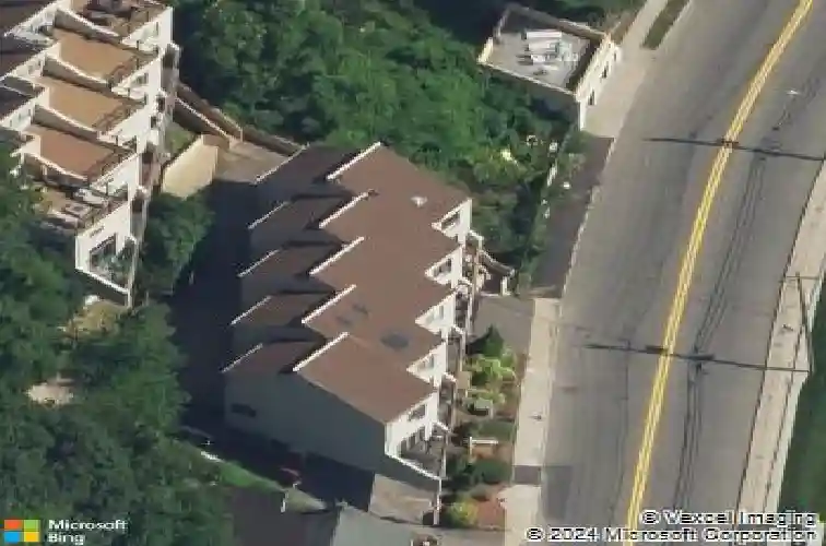 1110 river road apt 105
                                ,Unit Apt 105, edgewater,  NJ 07020