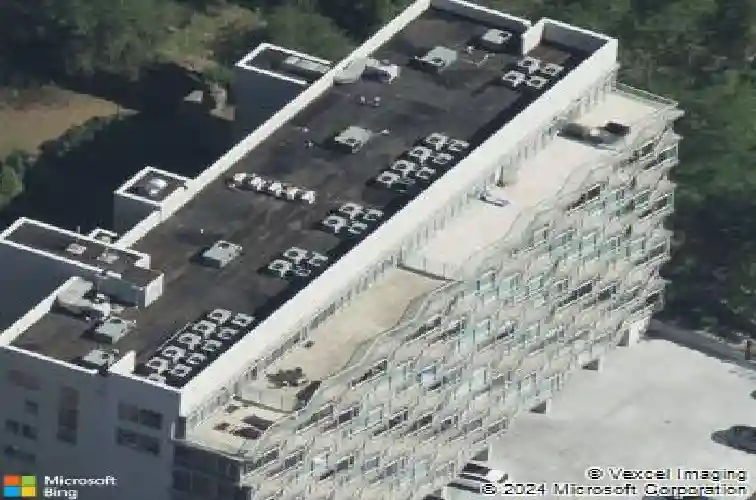 100 thompson lane # 2a, edgewater,  NJ 07020