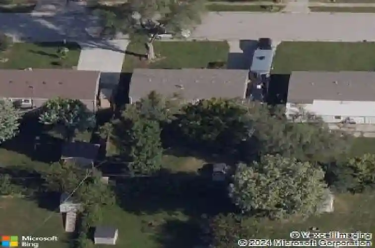 8253 orient dr, kansas city,  KS 66112