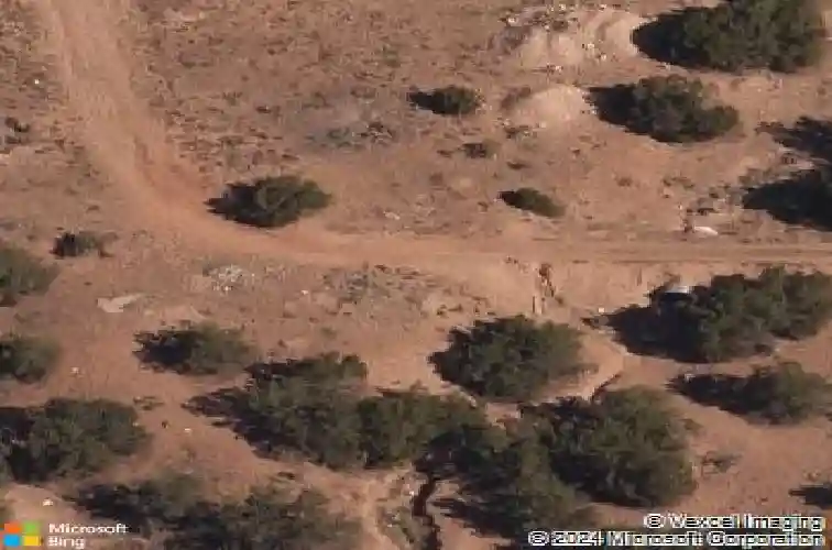 5988 airport rd, santa fe,  NM 87507