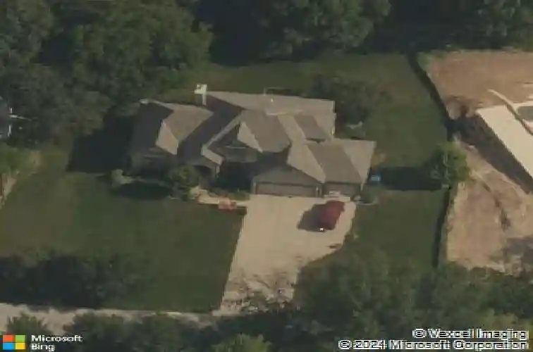 9808 nw 73rd st, kansas city,  MO 64152
