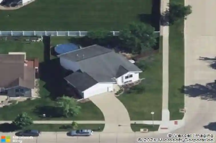 700 ashford dr ne, cedar rapids,  IA 52402