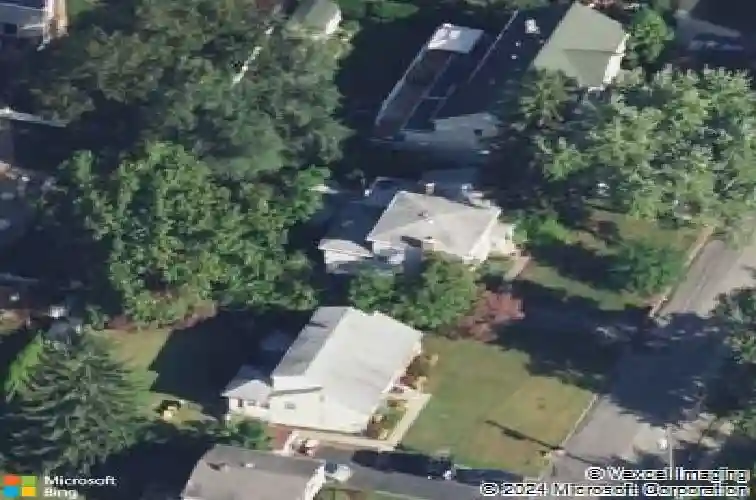 331 lockwood dr, paramus,  NJ 07652