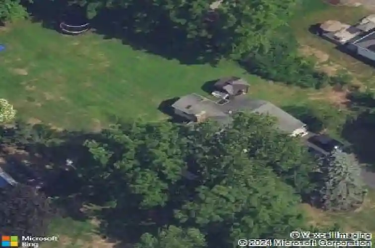 137 elmwood pl, wyckoff,  NJ 07481