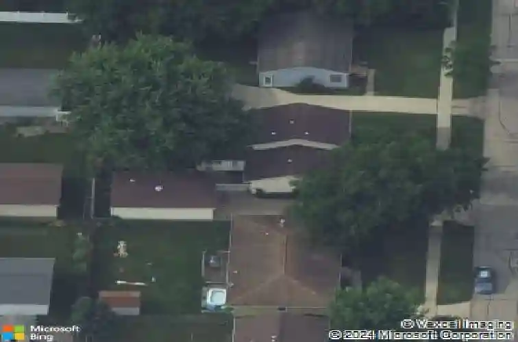 440 elder ln nw, cedar rapids,  IA 52405