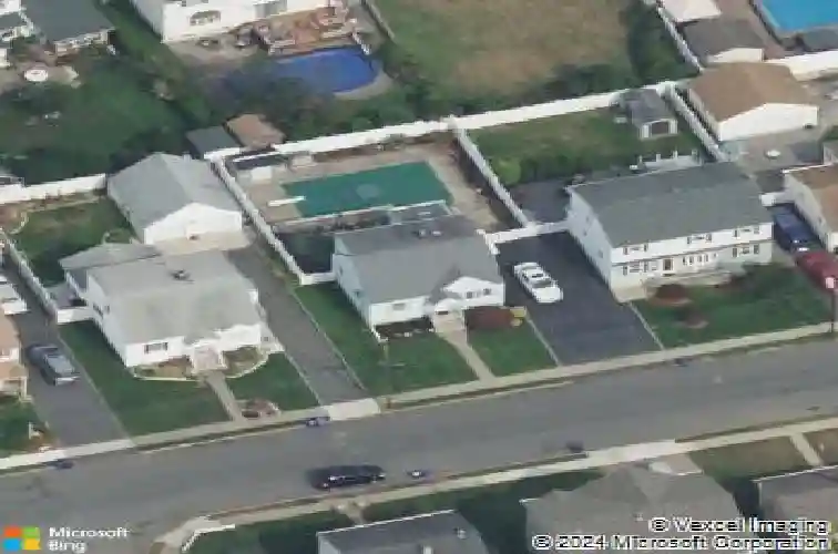 77 graham ter, saddle brook,  NJ 07663