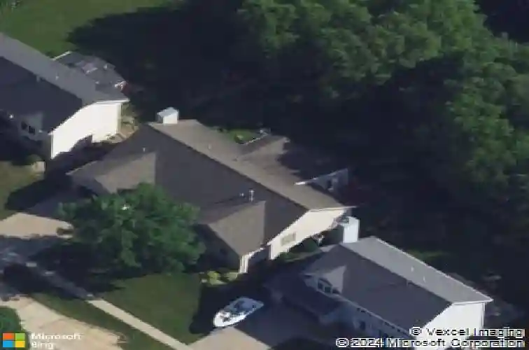 7320 hampshire dr ne, cedar rapids,  IA 52402