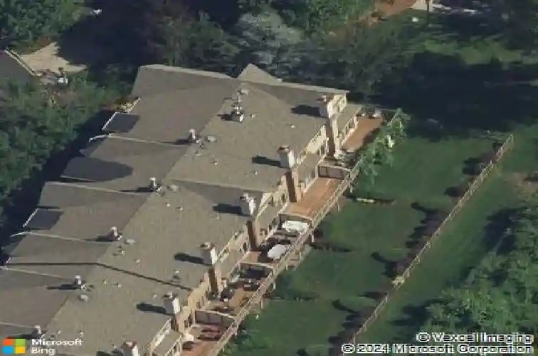 17 victoria pl e, fort lee,  NJ 07024