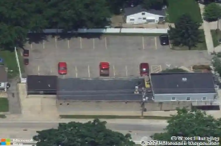 901 oakland rd ne, cedar rapids,  IA 52402