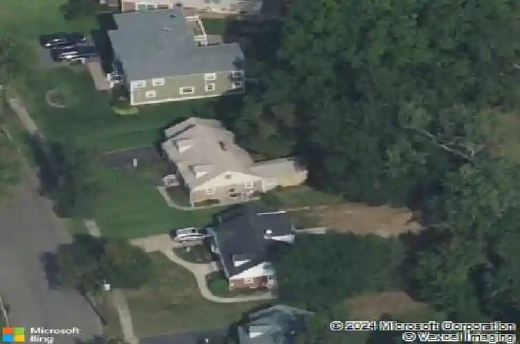 426 lee ave, river edge,  NJ 07661