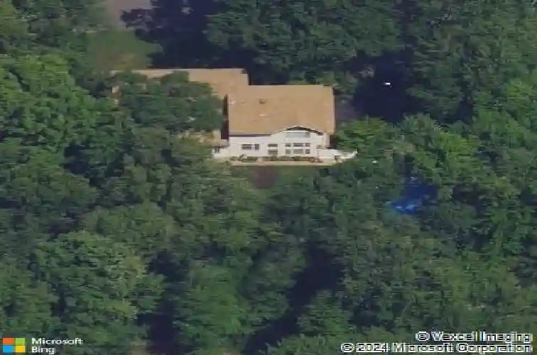 108 logan ln, wyckoff,  NJ 07481